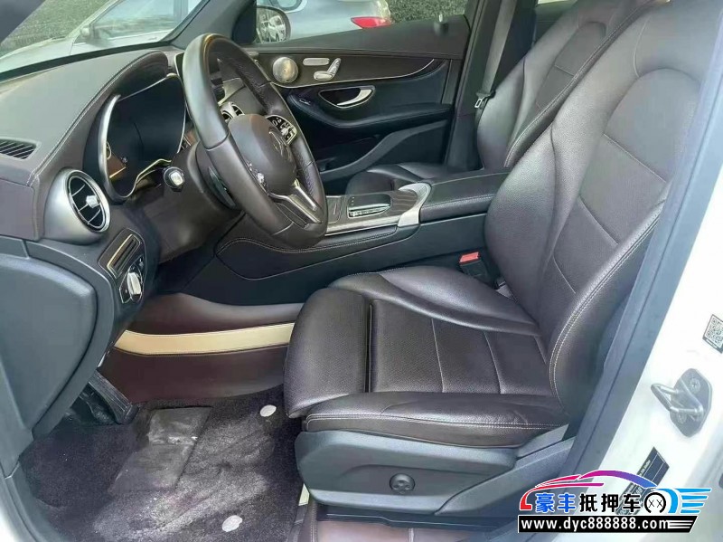 20年奔驰GLC轿车抵押车出售