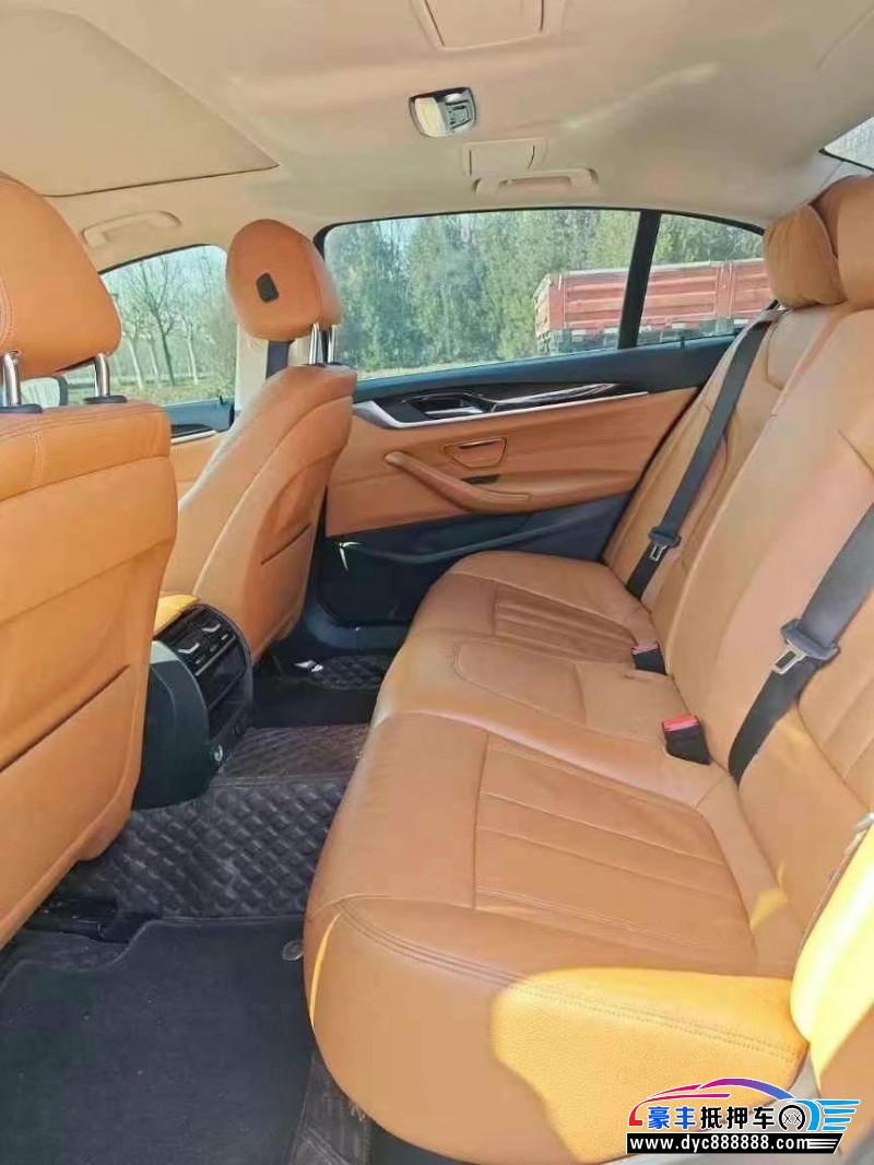 18年宝马5系轿车抵押车出售