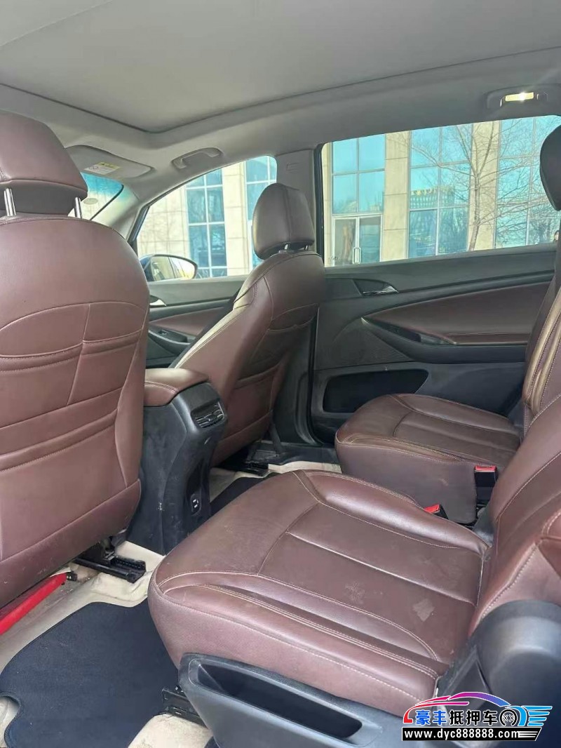 18年别克别克GL6轿车抵押车出售