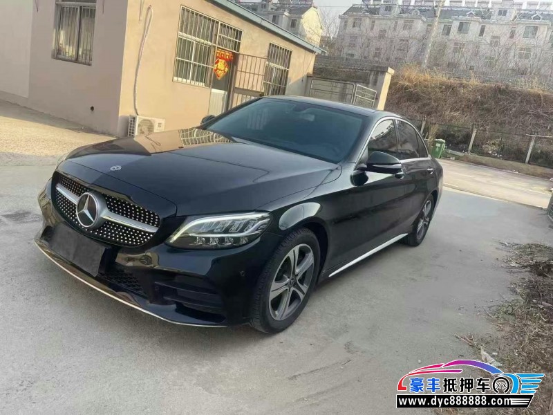 18年奔驰C轿车抵押车出售