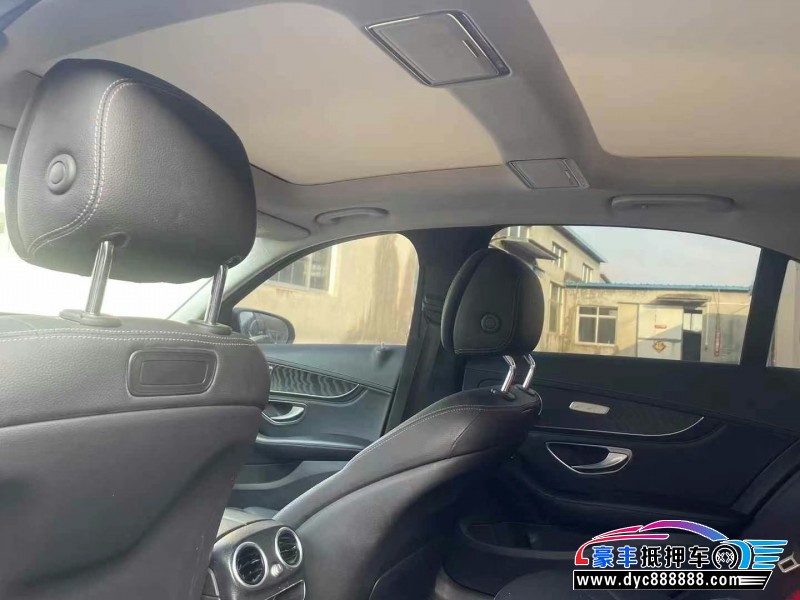 18年奔驰C轿车抵押车出售