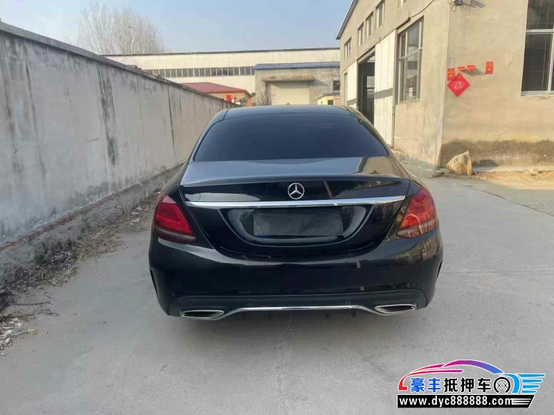 18年奔驰C轿车抵押车出售