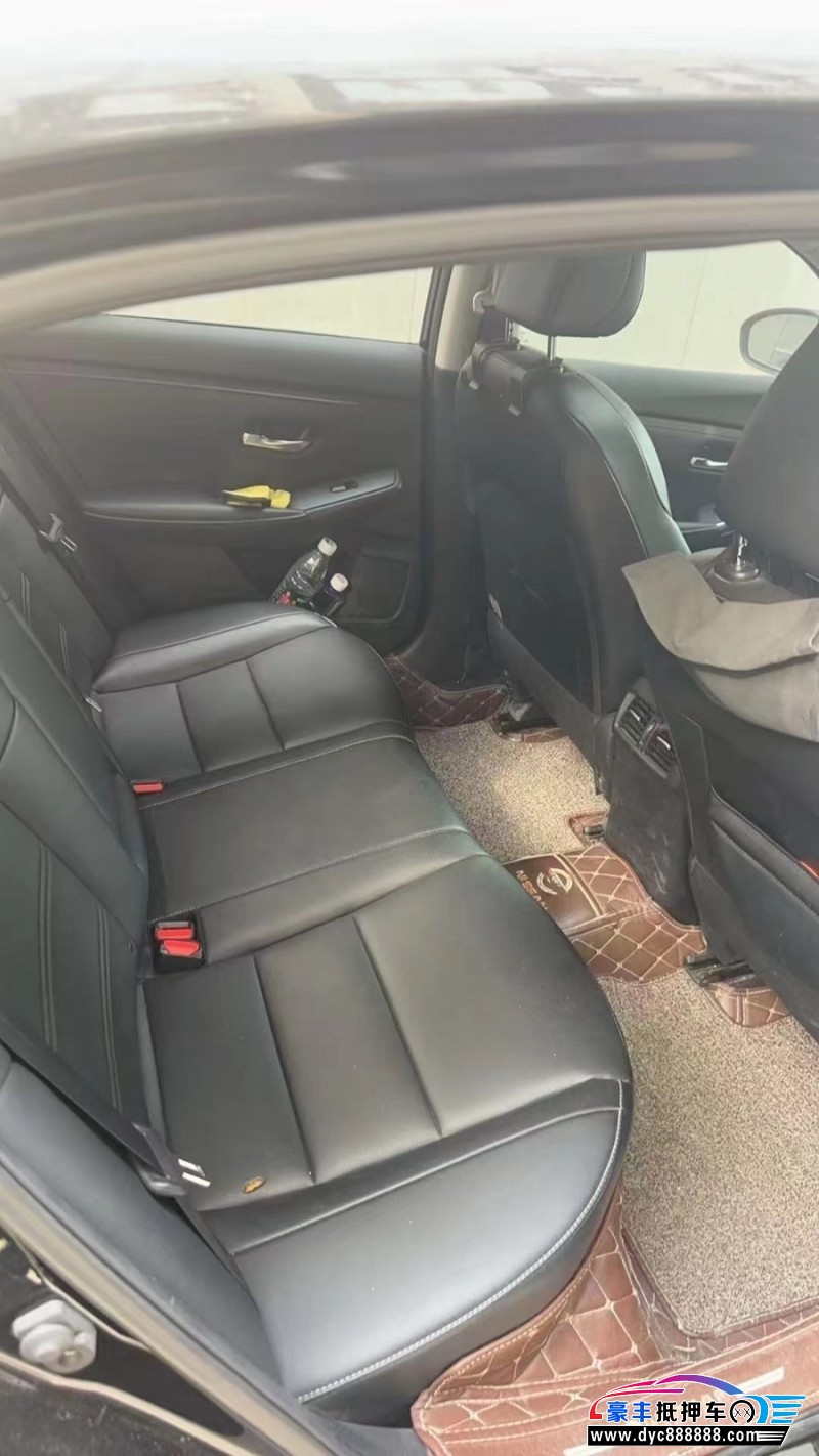 21年日产轩逸轿车抵押车出售