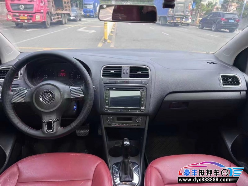 11年大众polo轿车抵押车出售
