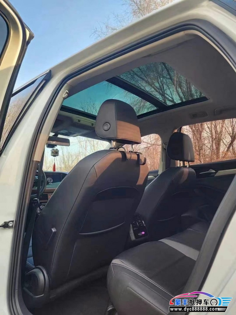 20年大众迈腾轿车抵押车出售