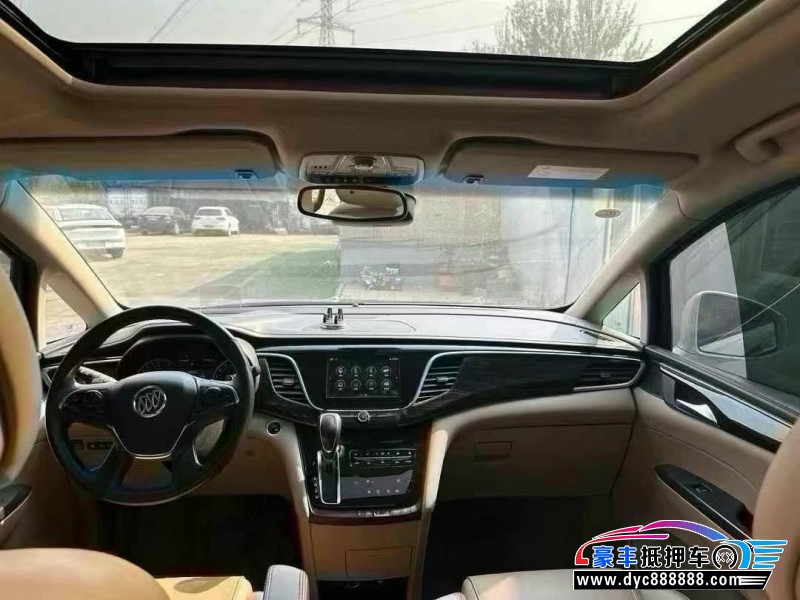 21年别克GL8轿车抵押车出售