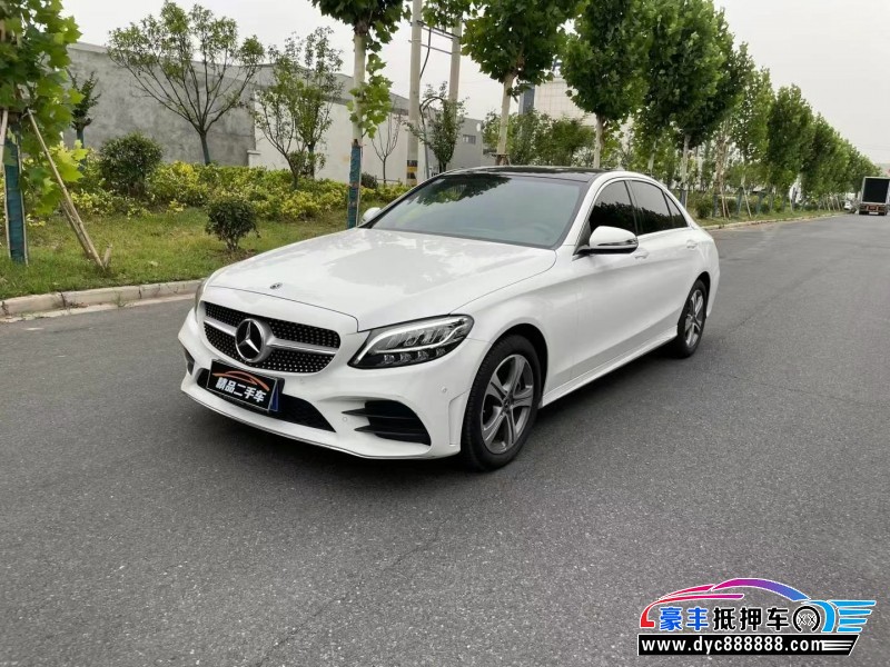 21年奔驰C轿车抵押车出售