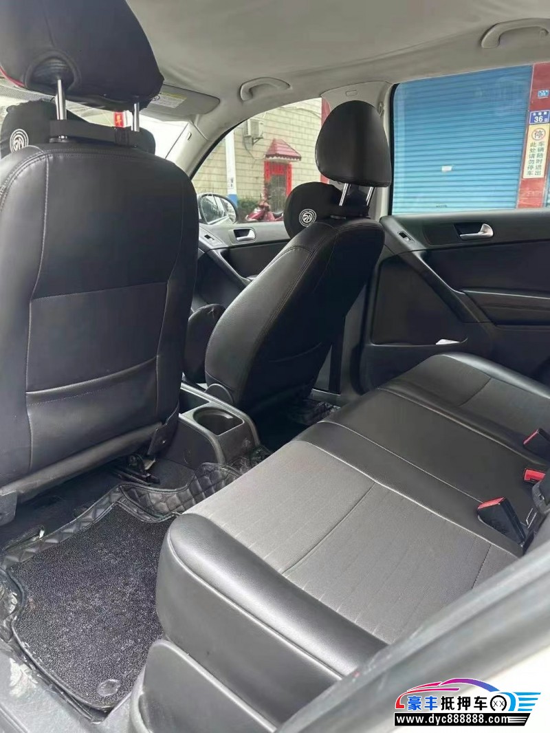 15年大众途观轿车抵押车出售