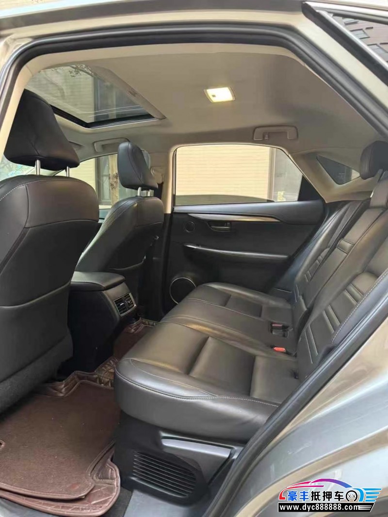 17年雷克萨斯NX轿车抵押车出售