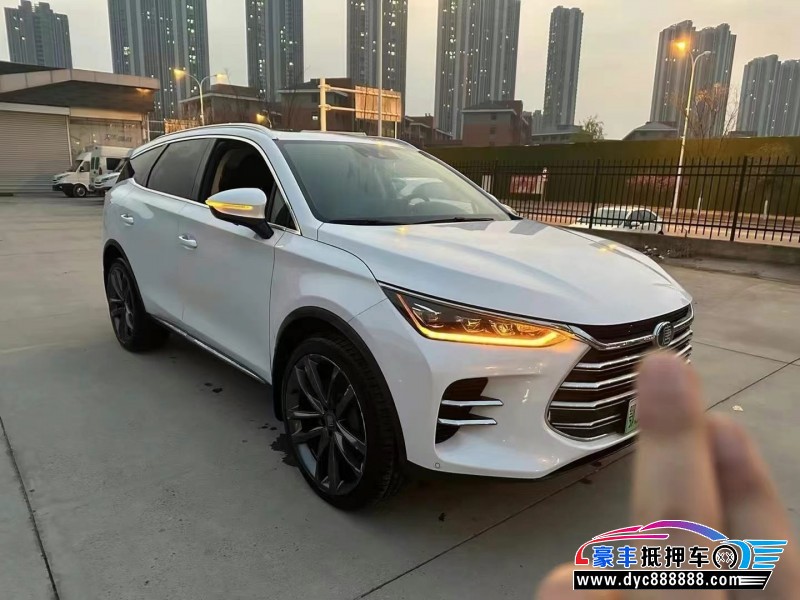 18年比亚迪唐轿车抵押车出售