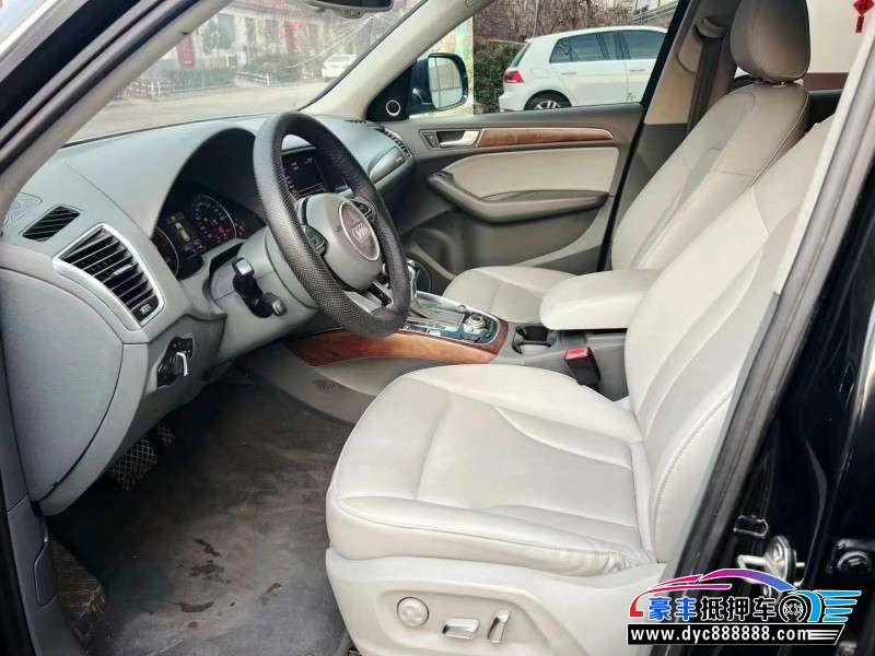 13年奥迪Q5轿车抵押车出售