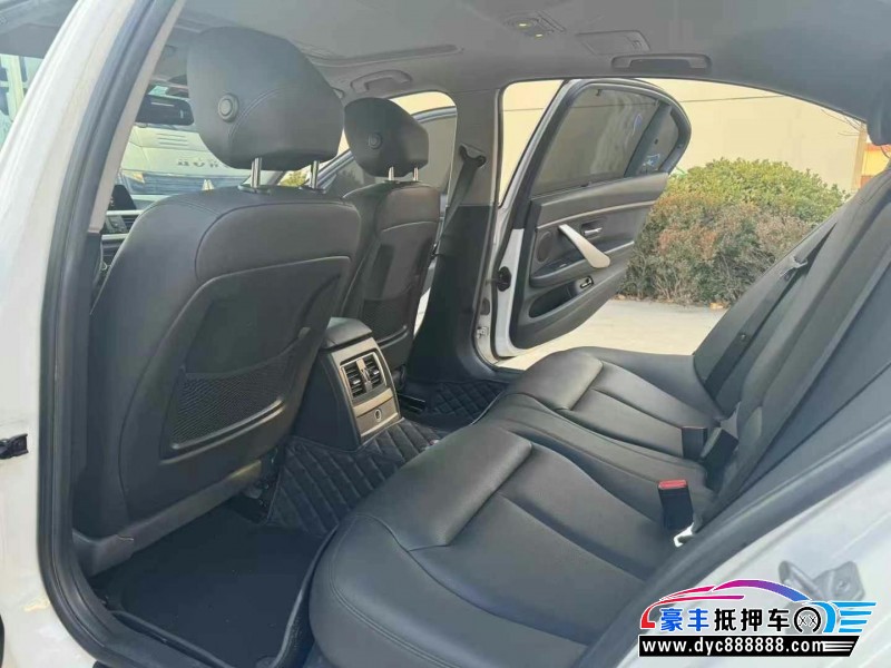 15年宝马3系轿车抵押车出售