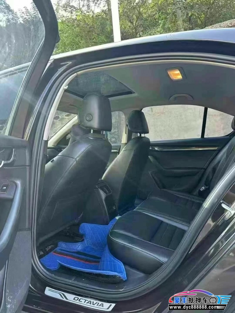 16年斯柯达明锐轿车抵押车出售