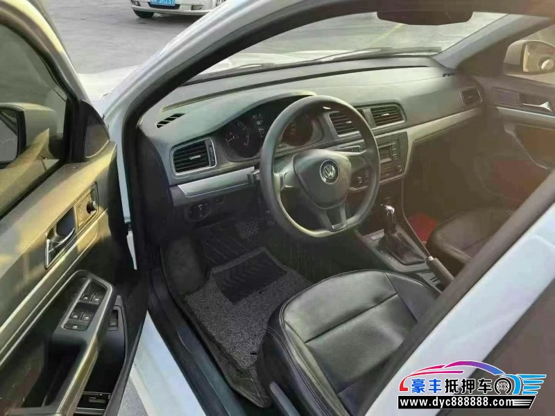 19年大众朗逸轿车抵押车出售