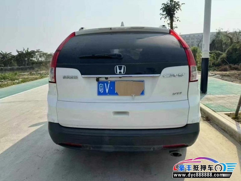 13年本田CR-V轿车抵押车出售