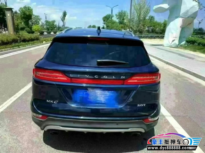 17年林肯MKC轿车抵押车出售