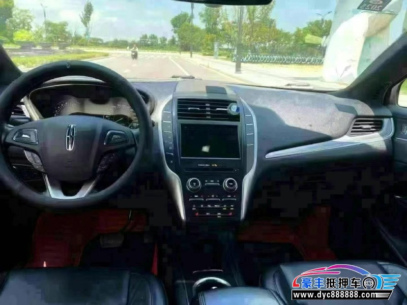 17年林肯MKC轿车抵押车出售