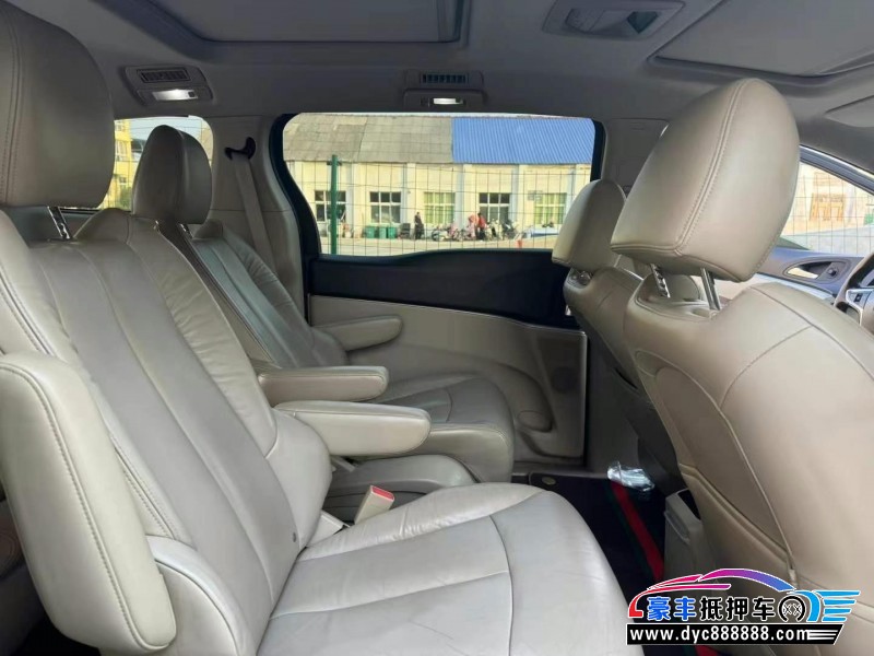 16年别克GL8MPV抵押车出售