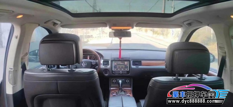 15年大众途锐SUV抵押车出售