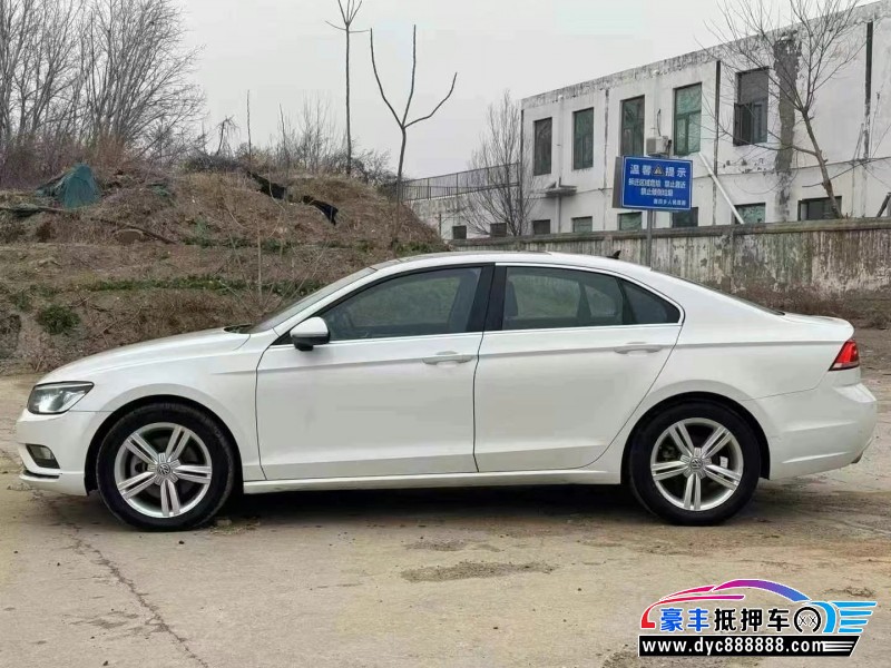 16年大众凌渡轿车抵押车出售