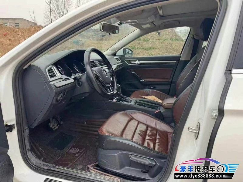 16年大众凌渡轿车抵押车出售