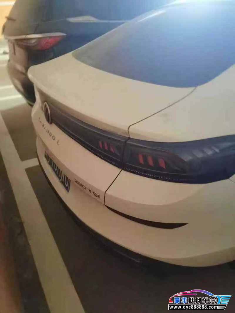 22年大众凌渡轿车抵押车出售