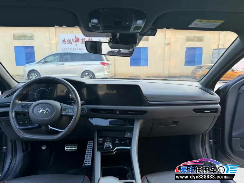 23年现代索纳塔轿车抵押车出售