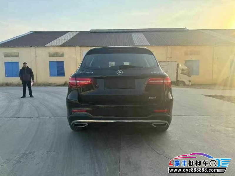 17年奔驰GLC轿车抵押车出售