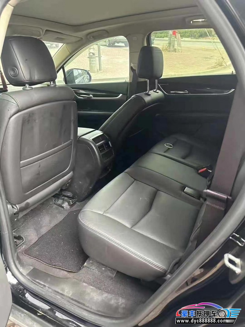 17年凯迪拉克XT5轿车抵押车出售