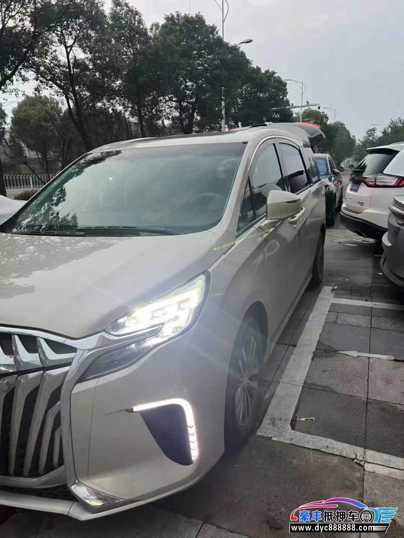 23年别克GL8轿车抵押车出售