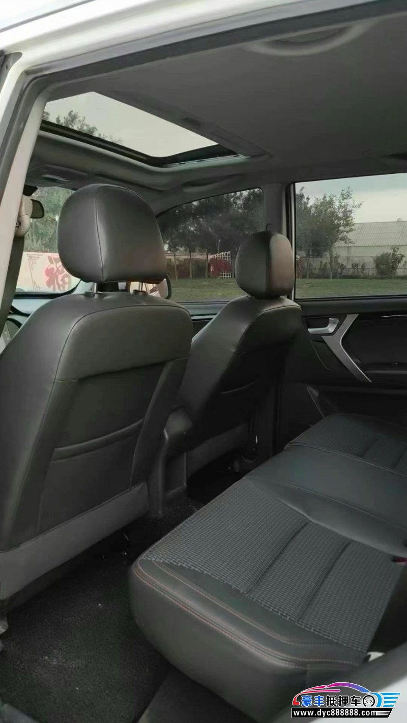 18年奇瑞瑞虎轿车抵押车出售