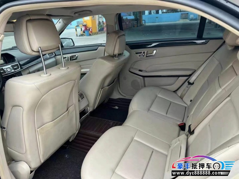 15年奔驰E轿车抵押车出售