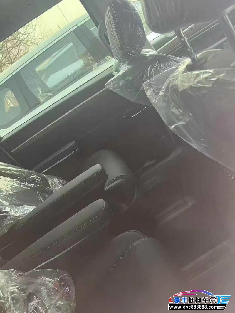 25年传祺M8轿车抵押车出售