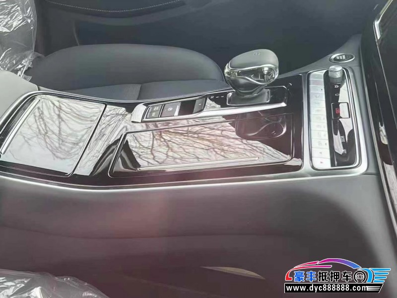 25年传祺M8轿车抵押车出售