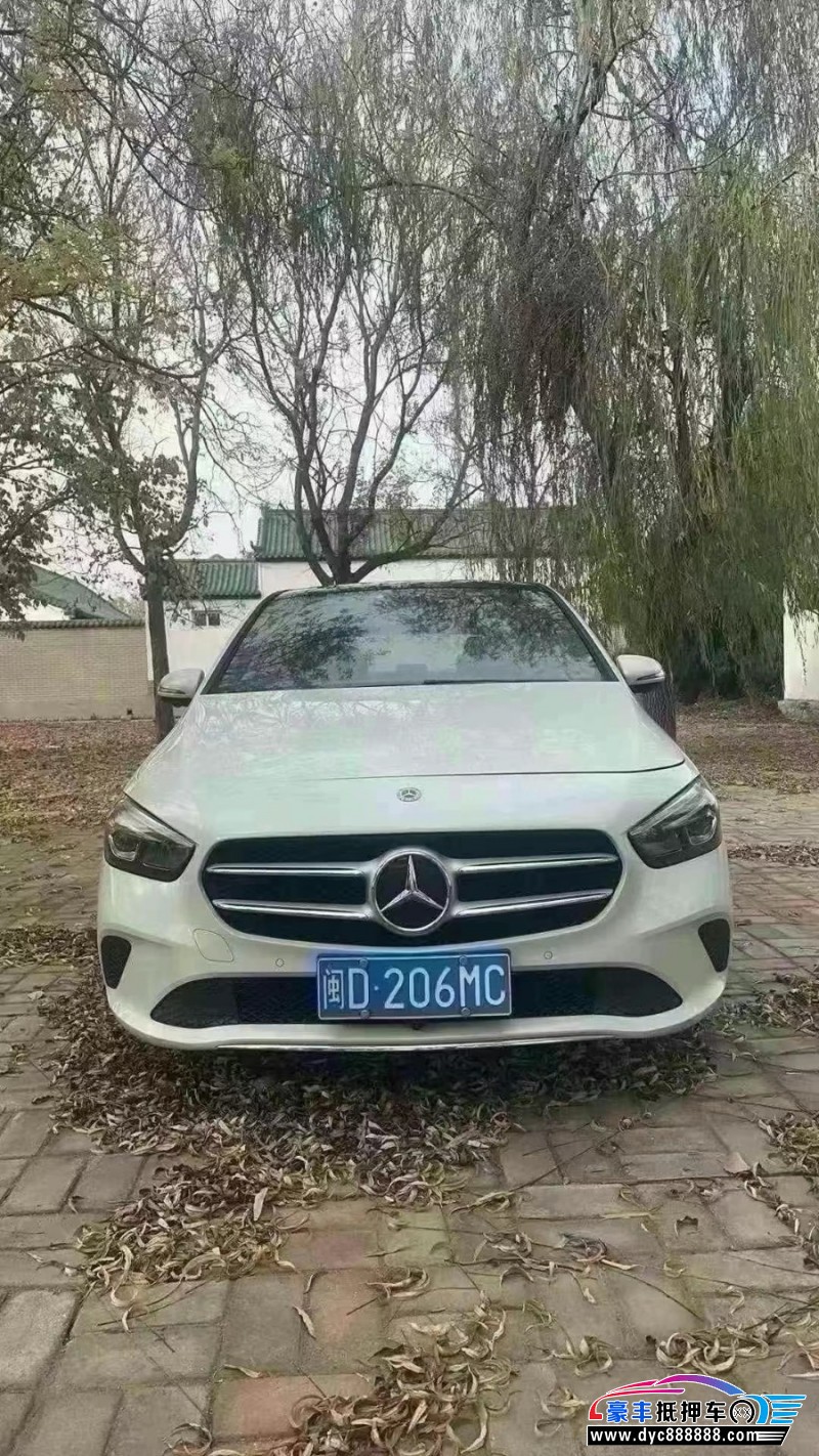 20年奔驰B轿车抵押车出售