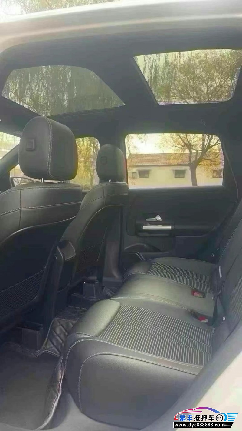 20年奔驰B轿车抵押车出售