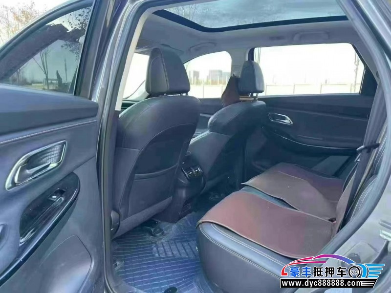 20年长安欧尚X7轿车抵押车出售