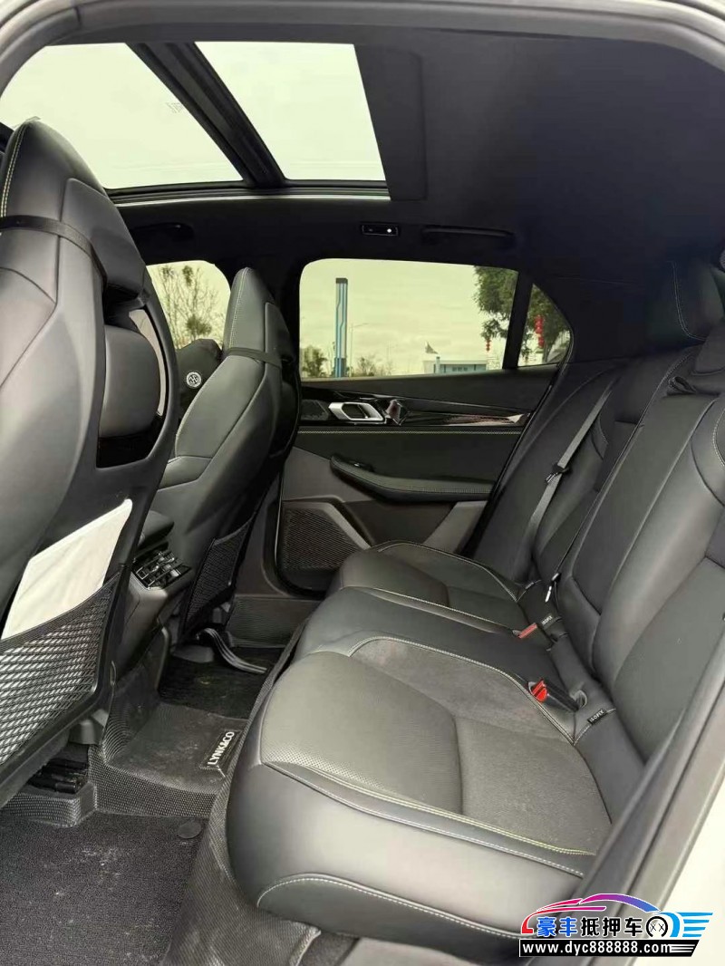 23年领克03轿车抵押车出售