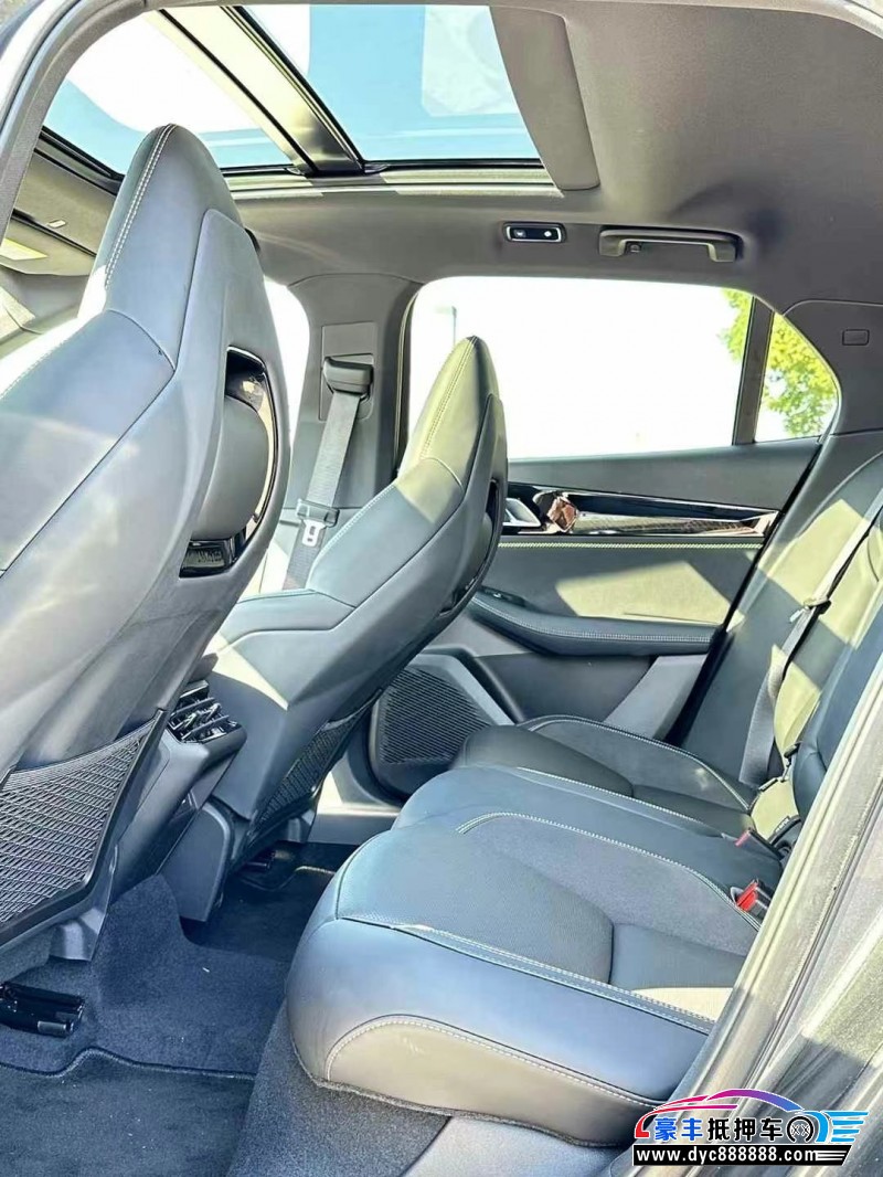 23年领克03轿车抵押车出售