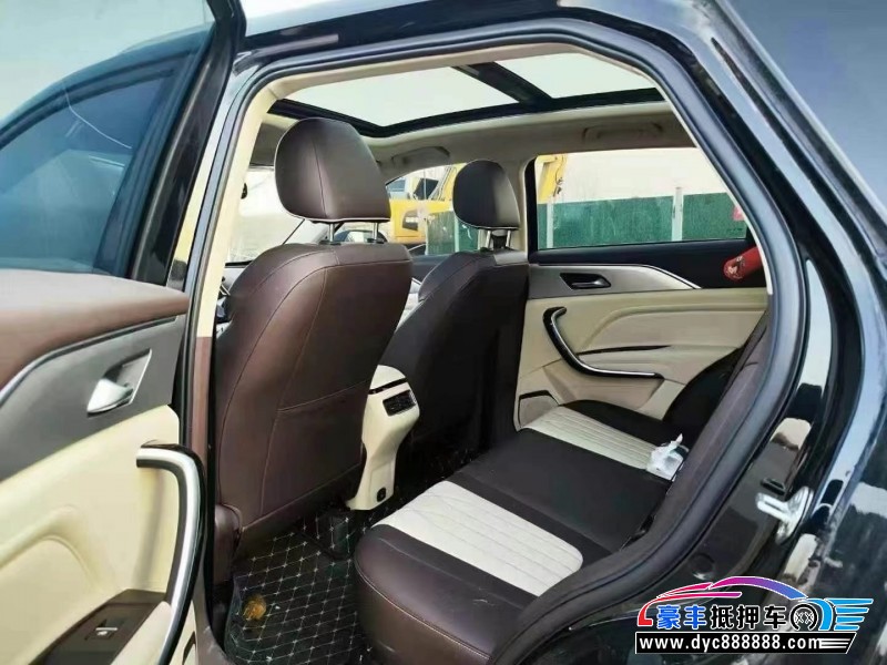 24年奔腾T77轿车抵押车出售