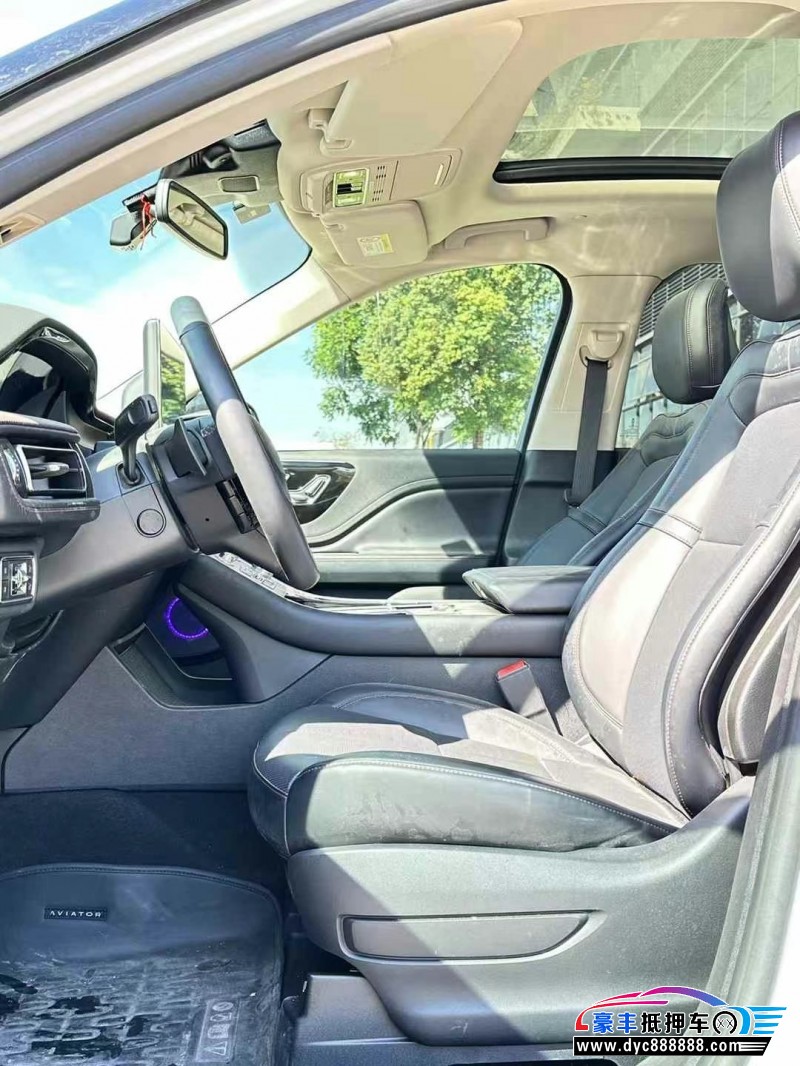 22年林肯飞行家轿车抵押车出售