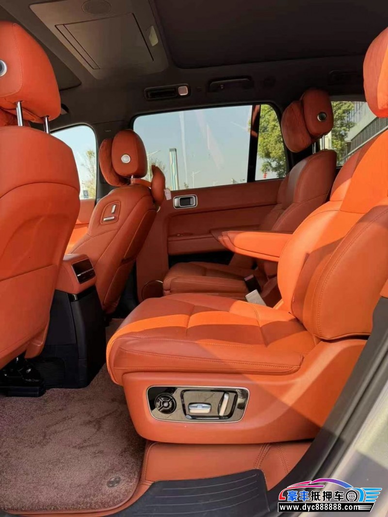 23年理想L9轿车抵押车出售