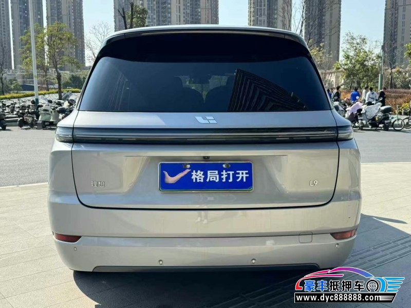 23年理想L9轿车抵押车出售