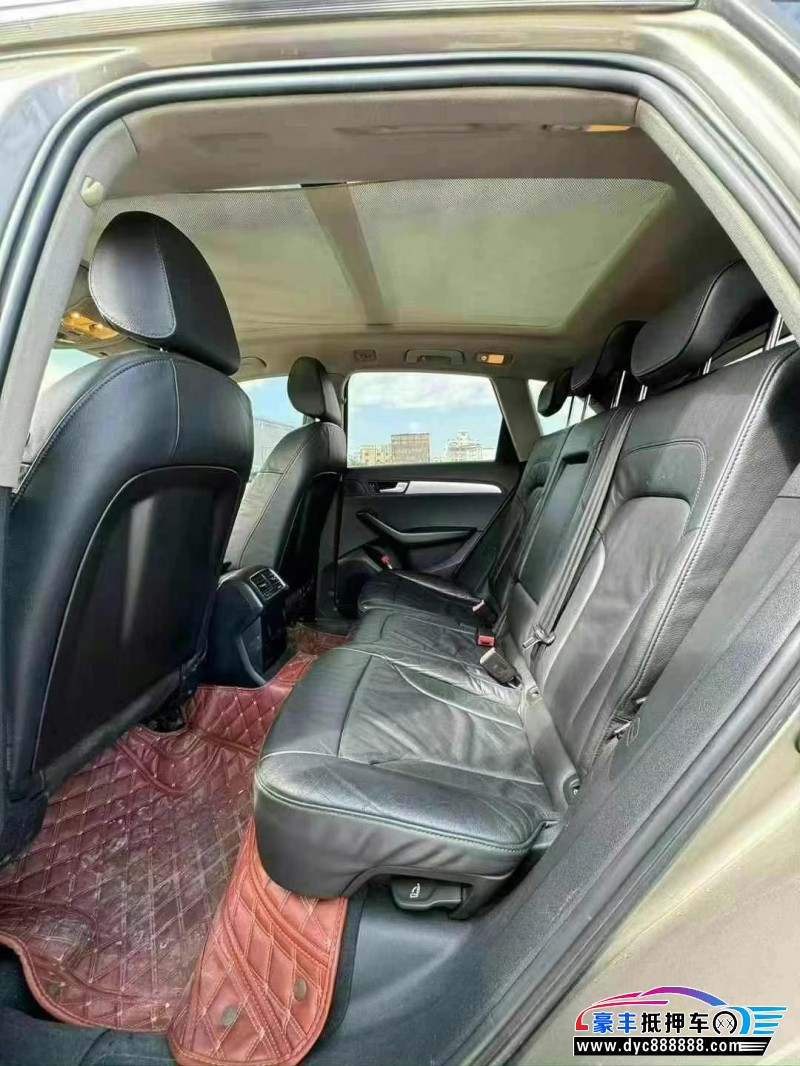 12年奥迪Q5轿车抵押车出售