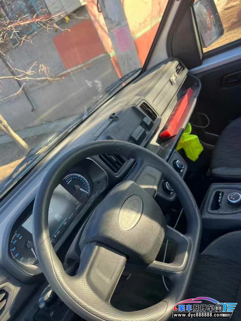 24年开瑞优优轿车抵押车出售