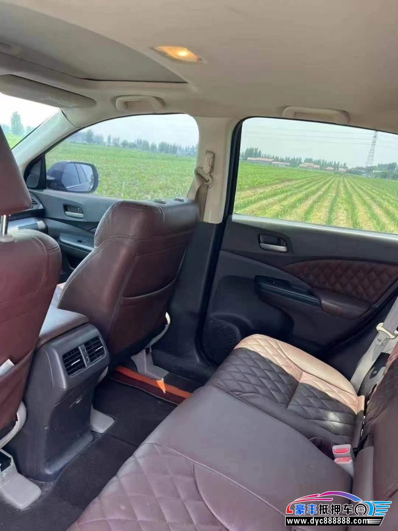 13年本田CR-V轿车抵押车出售