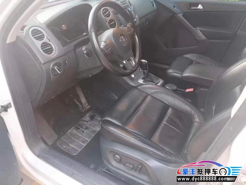 13年大众途观轿车抵押车出售