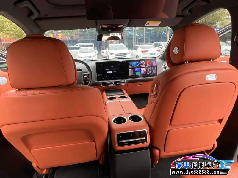 23年理想L9轿车抵押车出售