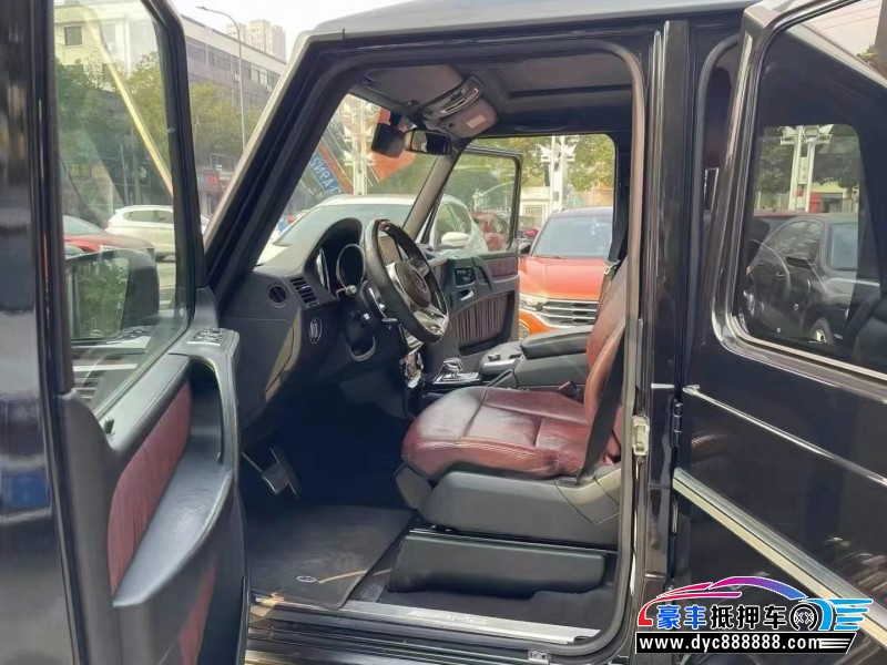 14年奔驰G轿车抵押车出售