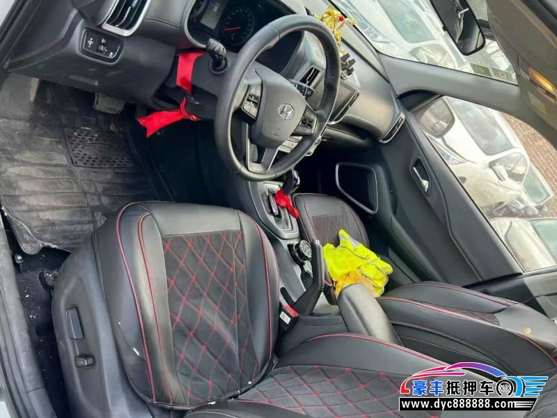 18年现代ix35轿车抵押车出售